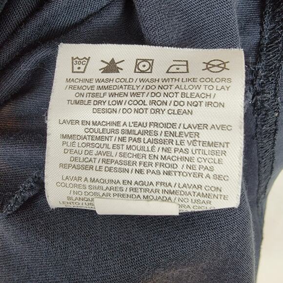 NIKE LEBRON JAMES "Loyalty Never Dies" T-shirt - Size XL - Picture 7 of 7